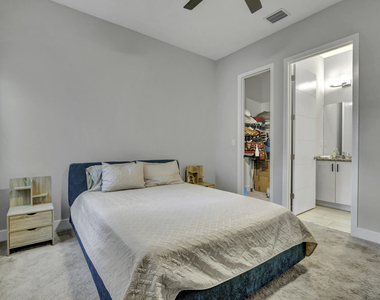 17081 Five Waters Avenue - Photo Thumbnail 39