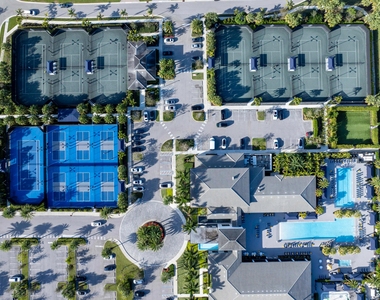 17081 Five Waters Avenue - Photo Thumbnail 76