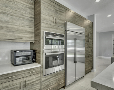 17081 Five Waters Avenue - Photo Thumbnail 31