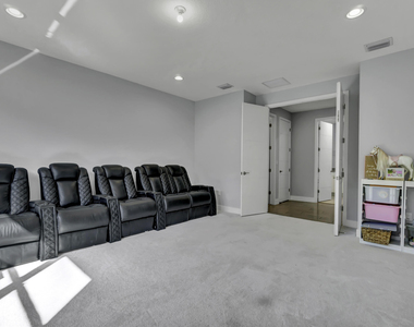 17081 Five Waters Avenue - Photo Thumbnail 45