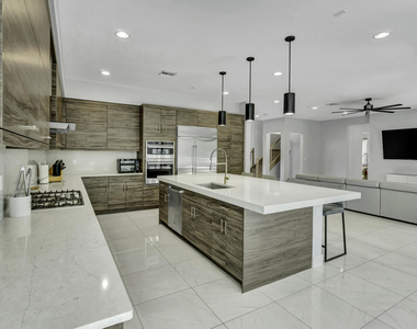17081 Five Waters Avenue - Photo Thumbnail 29