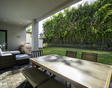 17081 Five Waters Avenue - Photo Thumbnail 13