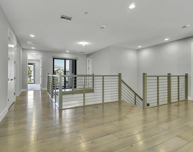 17081 Five Waters Avenue - Photo Thumbnail 41