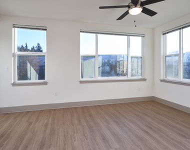 16015 Cleveland Street - Photo Thumbnail 43