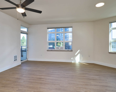 16015 Cleveland Street - Photo Thumbnail 74