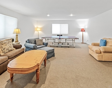 34 Park Circle - Photo Thumbnail 13