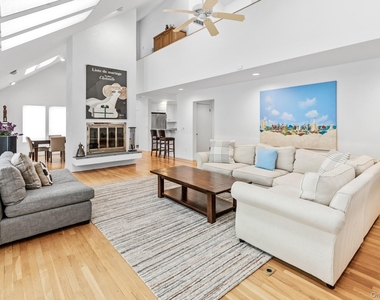 34 Park Circle - Photo Thumbnail 8