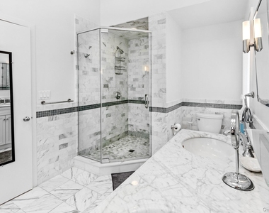 34 Park Circle - Photo Thumbnail 17