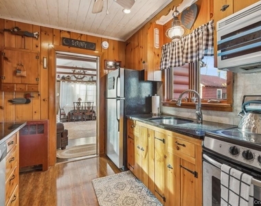 1850 Sterling Road - Photo Thumbnail 17