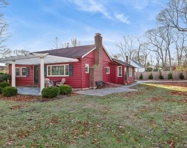 1850 Sterling Road - Photo Thumbnail 8