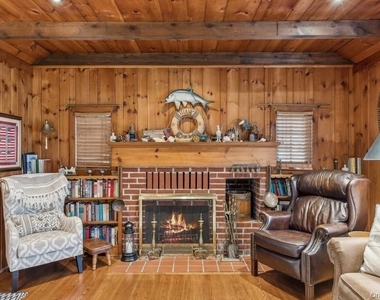 1850 Sterling Road - Photo Thumbnail 20