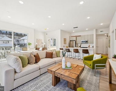 23 Rock Hill Road - Photo Thumbnail 11