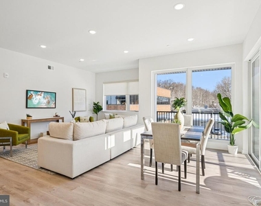 23 Rock Hill Road - Photo Thumbnail 3