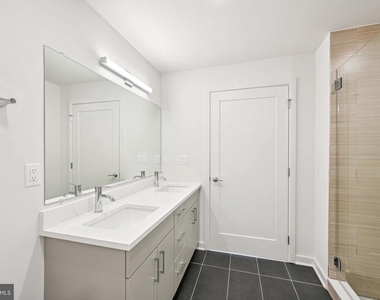 23 Rock Hill Road - Photo Thumbnail 4