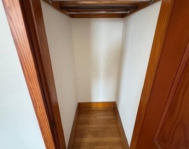 232 Bryan Place - Photo Thumbnail 6