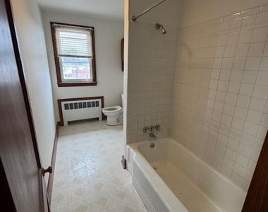 232 Bryan Place - Photo Thumbnail 2