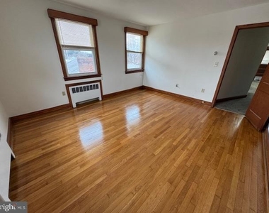 232 Bryan Place - Photo Thumbnail 5