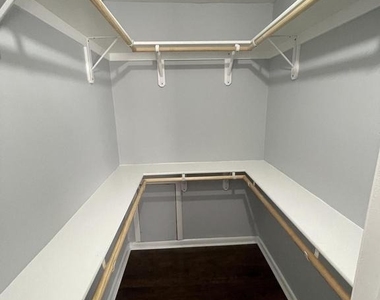 2309 Olson Street - Photo Thumbnail 7