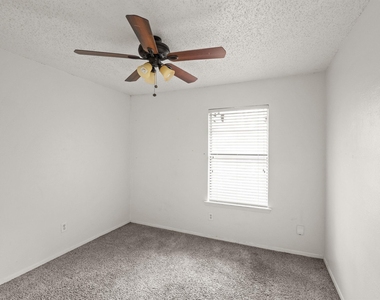 3507 Alpine Cir - Photo Thumbnail 5