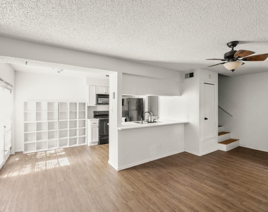 3507 Alpine Cir - Photo Thumbnail 2