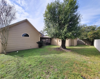 11614 Taos Lane - Photo Thumbnail 34