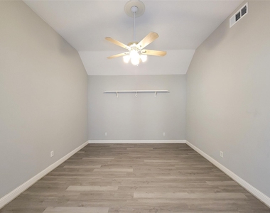 11614 Taos Lane - Photo Thumbnail 21