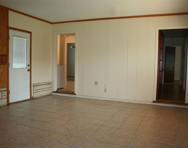 7518 El Rancho Street - Photo Thumbnail 6