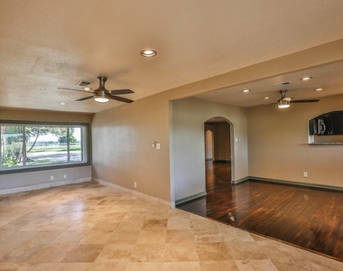 14114 Highway 36 - Photo Thumbnail 5