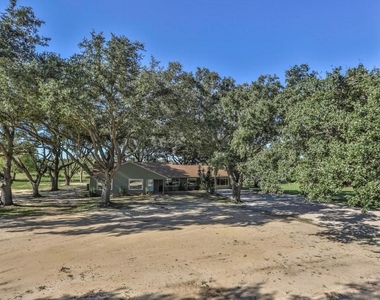 14114 Highway 36 - Photo Thumbnail 2