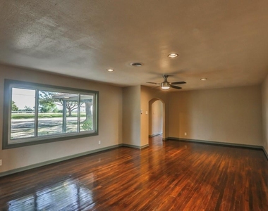 14114 Highway 36 - Photo Thumbnail 4