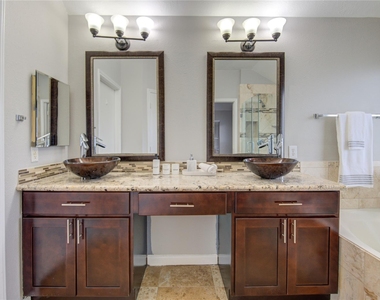14802 Newton Falls Lane - Photo Thumbnail 19