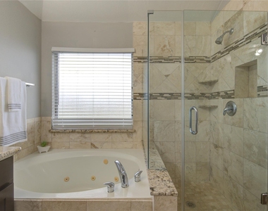 14802 Newton Falls Lane - Photo Thumbnail 18