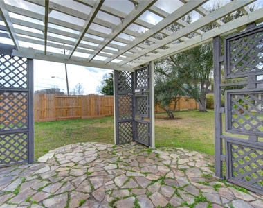14802 Newton Falls Lane - Photo Thumbnail 30