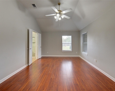 14802 Newton Falls Lane - Photo Thumbnail 12