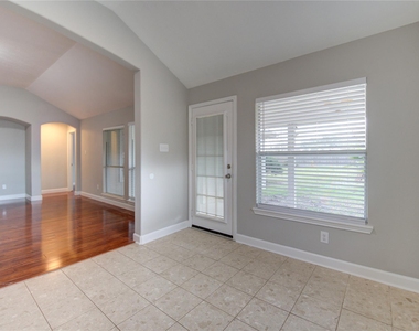 14802 Newton Falls Lane - Photo Thumbnail 8