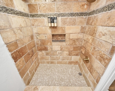 15715 Creekhaven Drive - Photo Thumbnail 13