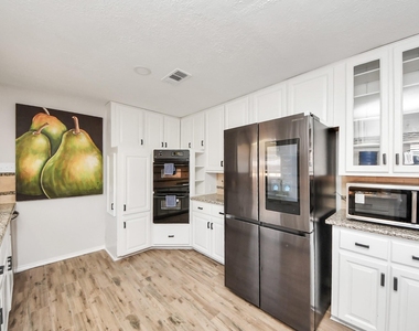 15715 Creekhaven Drive - Photo Thumbnail 31