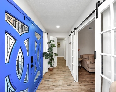15715 Creekhaven Drive - Photo Thumbnail 24