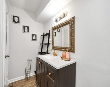 15715 Creekhaven Drive - Photo Thumbnail 12