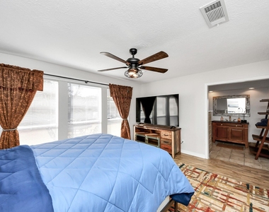15715 Creekhaven Drive - Photo Thumbnail 15