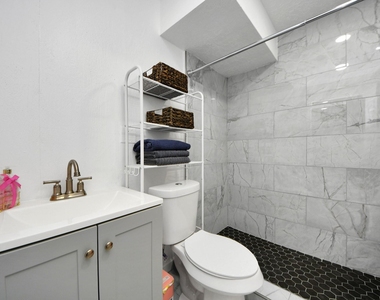 15715 Creekhaven Drive - Photo Thumbnail 22