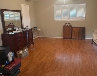 7955 Fawn Terrace Drive - Photo Thumbnail 12