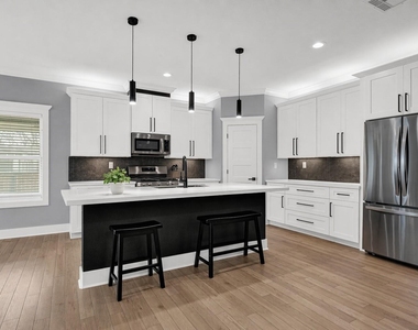 3513 Omega Street - Photo Thumbnail 6