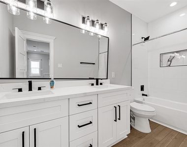 3513 Omega Street - Photo Thumbnail 17