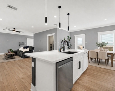 3513 Omega Street - Photo Thumbnail 8