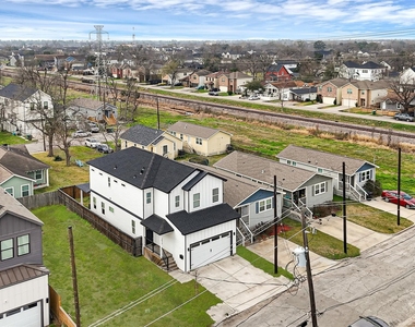 3513 Omega Street - Photo Thumbnail 20