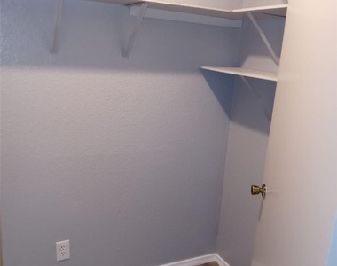 9700 Leawood Boulevard - Photo Thumbnail 15