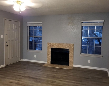 9700 Leawood Boulevard - Photo Thumbnail 3