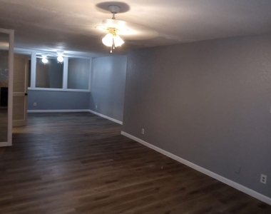 9700 Leawood Boulevard - Photo Thumbnail 6