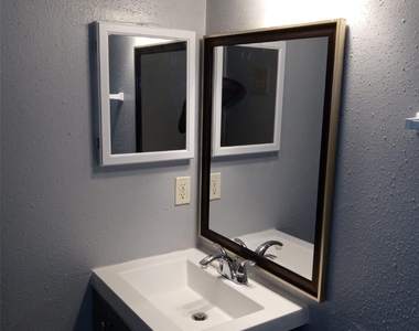 9700 Leawood Boulevard - Photo Thumbnail 20